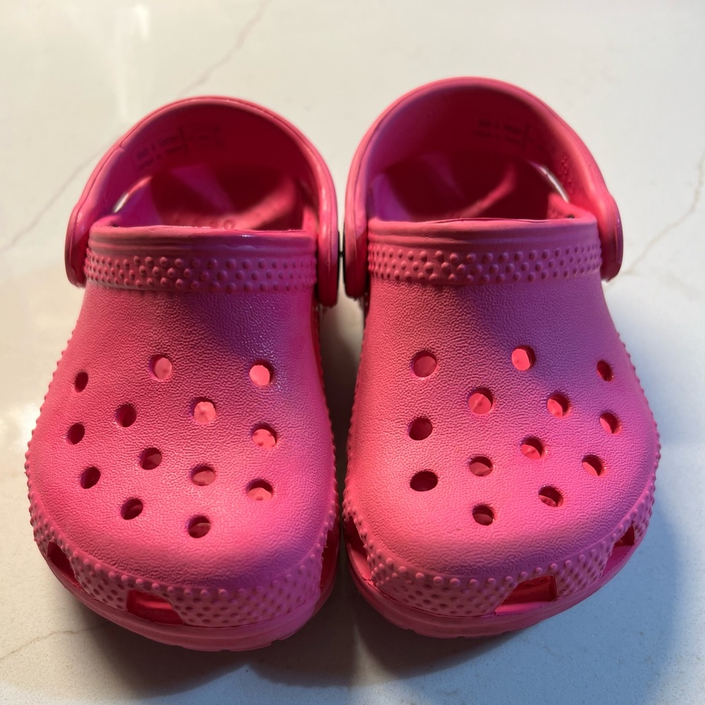 Toddler size 6 crocs